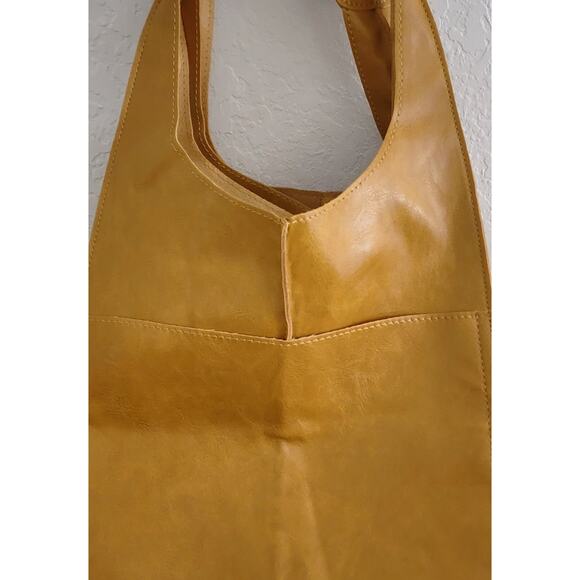 TOTE/BUCKET PURSE-PU Leather-Natural Tone Color-Large Opening-Snaps - Picture 2 of 8